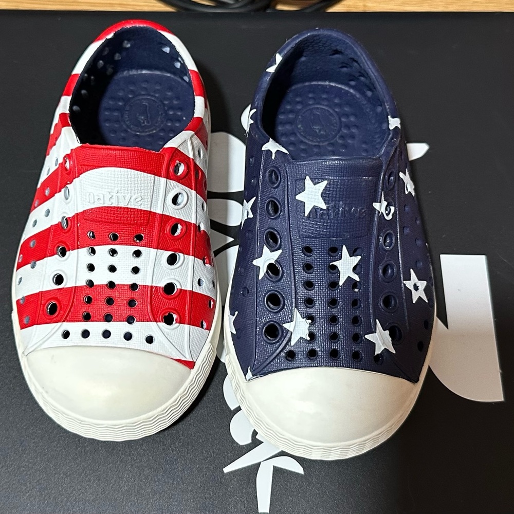 Boys patriotic natives